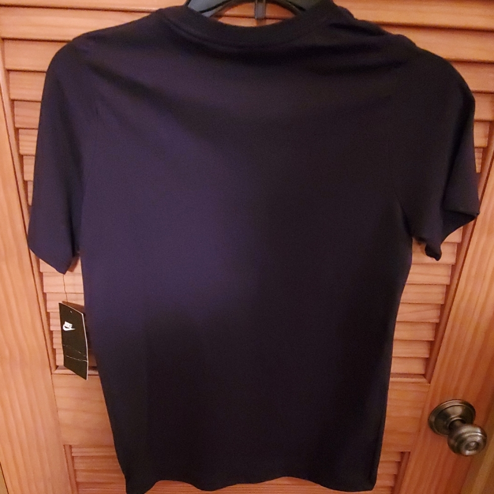Nike boys short sleeve tee - Picture 5 of 8
